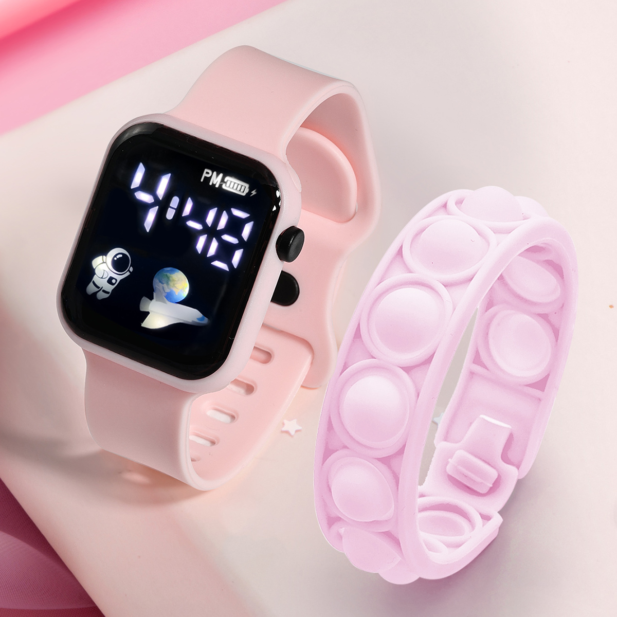 Smartwatch Watches Gift For Boys - 子供用電子スポーツウォッチ,シンプルでファッショナブルなブレスレット,アウトドア,学生,男の子と女の子,ギフト,2個